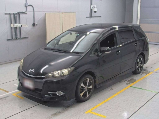 TOYOTA WISH 2012