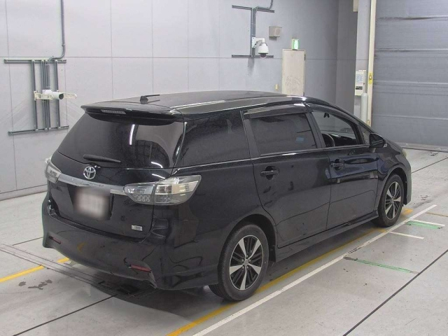 TOYOTA WISH 2012