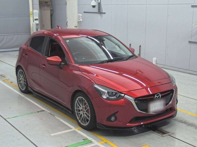 MAZDA DEMIO 2015