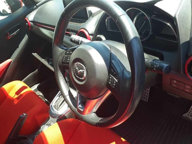 MAZDA DEMIO 2015