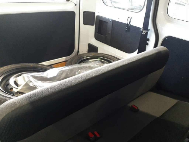 NISSAN NV200 2016