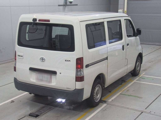 TOYOTA TOWN ACE VAN 2017