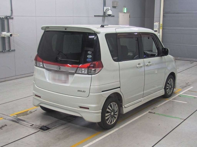 SUZUKI SOLIO 2011