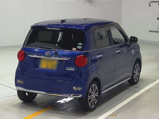DAIHATSU CAST 2015