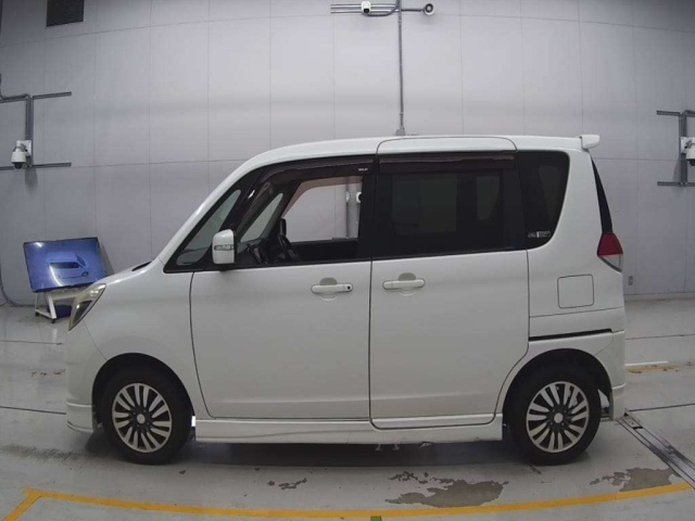 SUZUKI SOLIO 2011