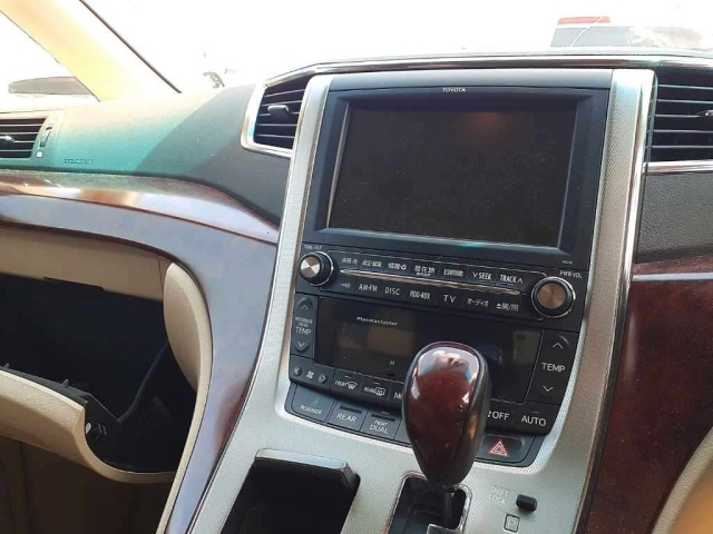 TOYOTA ALPHARD 2009