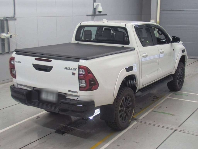 TOYOTA HILUX 2023