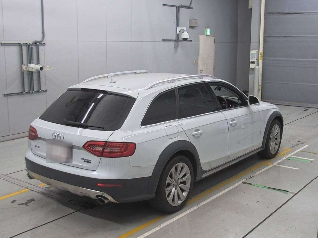 AUDI A4 2015