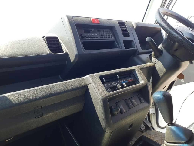 DAIHATSU HIJET TRUCK 2019