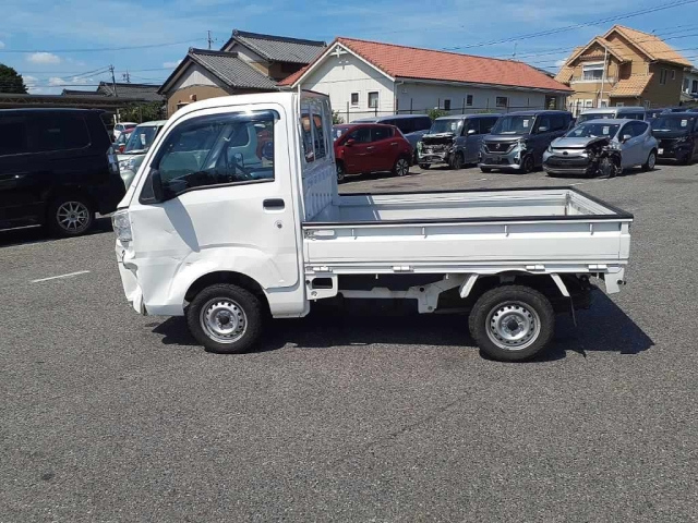 DAIHATSU HIJET TRUCK 2019