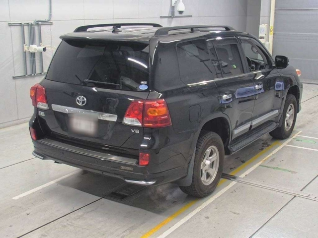 TOYOTA LAND CRUISER 2013