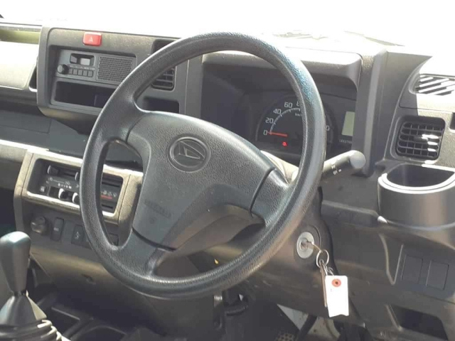 DAIHATSU HIJET TRUCK 2019