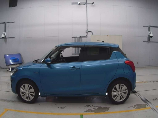 SUZUKI SWIFT 2017
