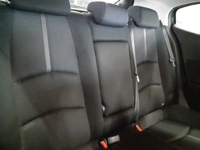 MAZDA AXELA 2016