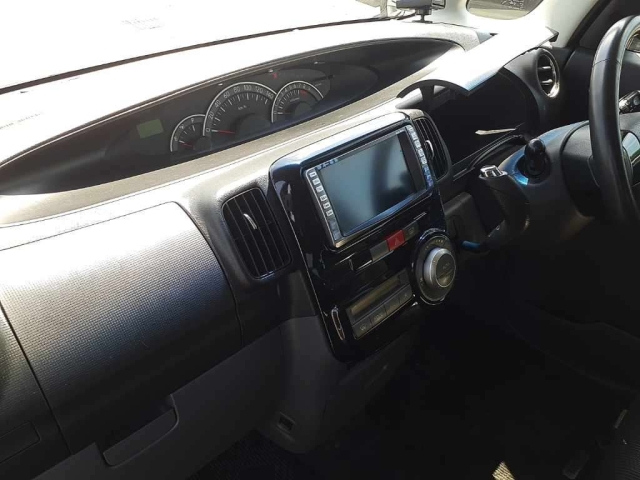 DAIHATSU TANTO 2010