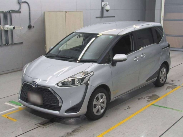 TOYOTA SIENTA 2021