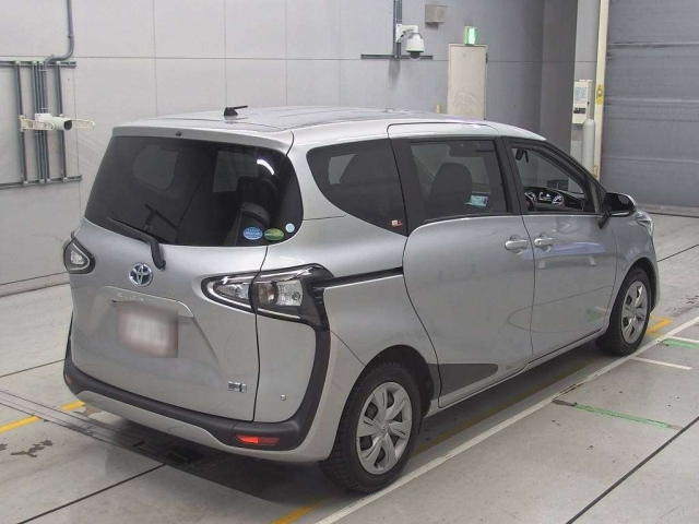 TOYOTA SIENTA 2021
