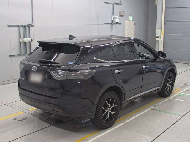 TOYOTA HARRIER 2017