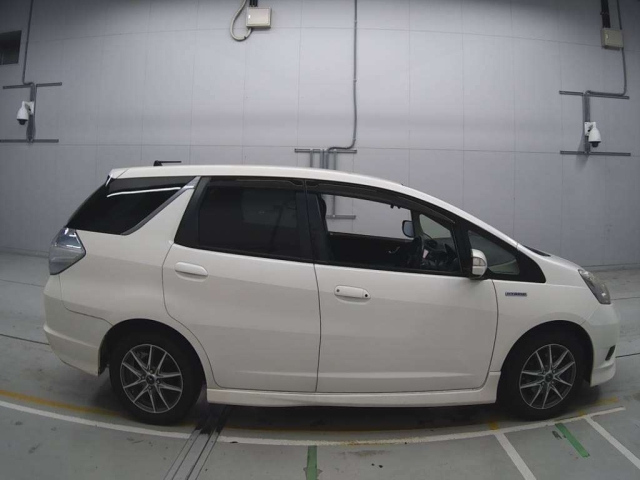 HONDA FIT SHUTTLE 2012