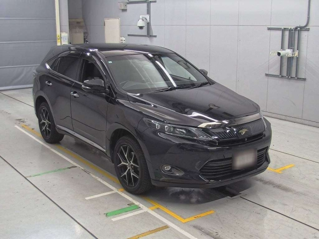 TOYOTA HARRIER 2017