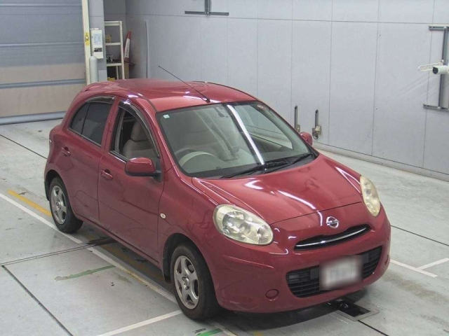 NISSAN MARCH 2010