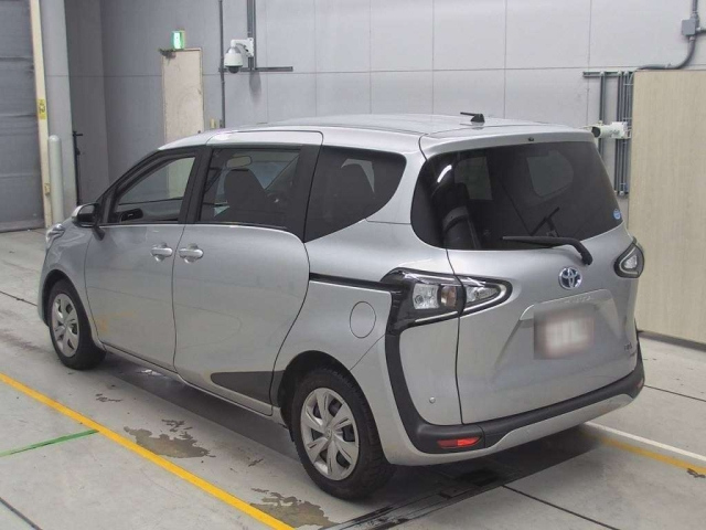 TOYOTA SIENTA 2021