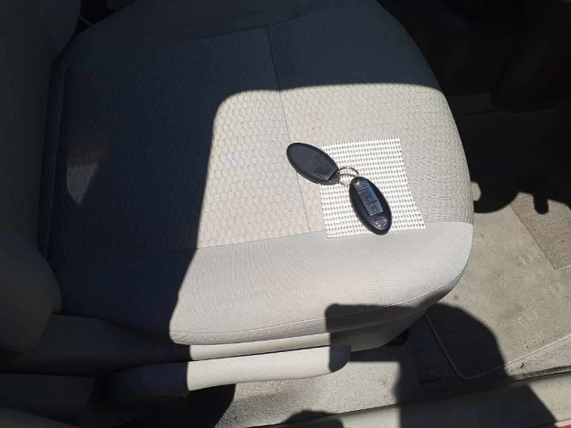 NISSAN MARCH 2010