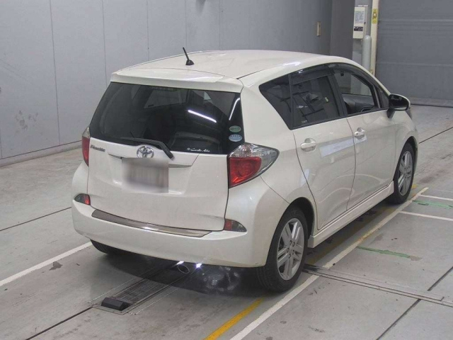 TOYOTA RACTIS 2014