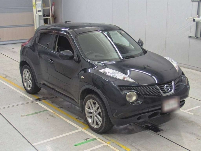 NISSAN JUKE 2010