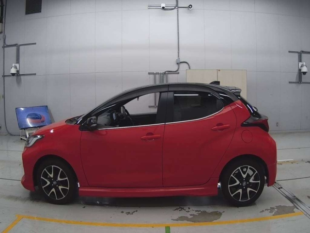 TOYOTA YARIS 2023