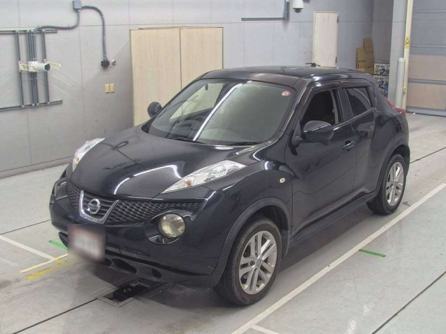 NISSAN JUKE 2010