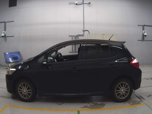 TOYOTA AURIS 2010