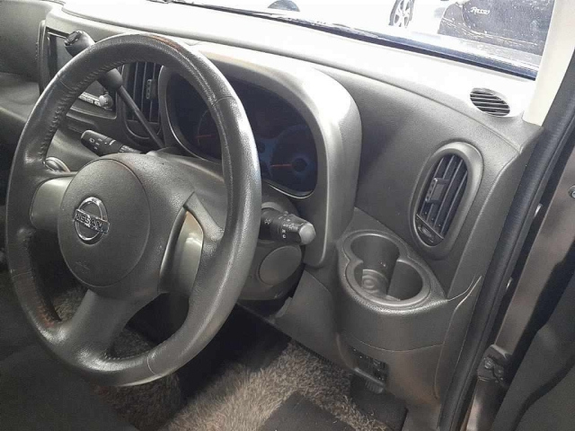NISSAN CUBE 2009