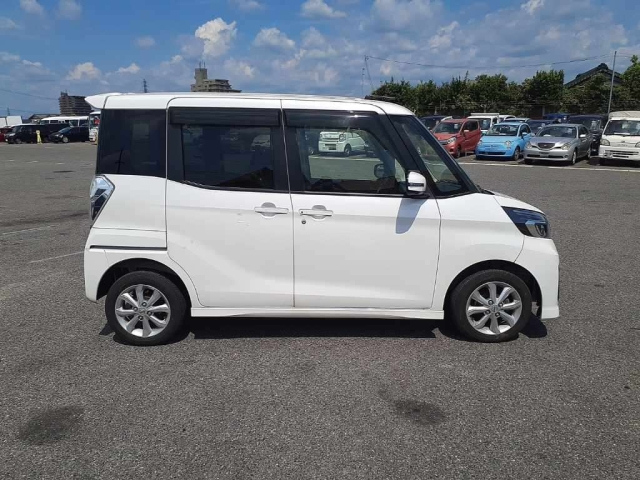 NISSAN DAYZ ROOX 2017