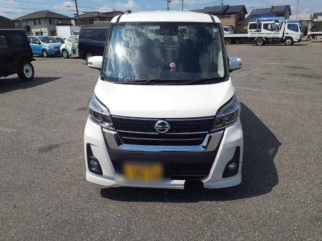 NISSAN DAYZ ROOX 2017