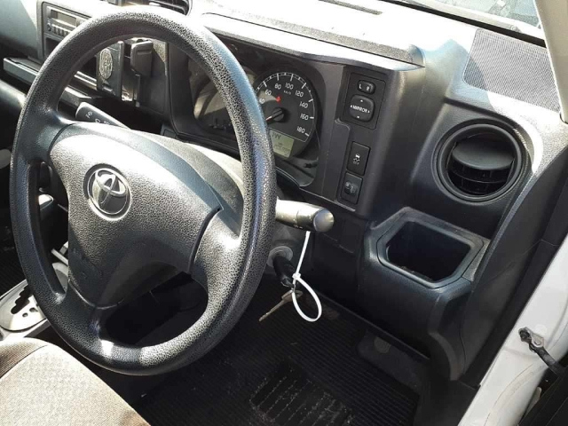 TOYOTA PROBOX 2015
