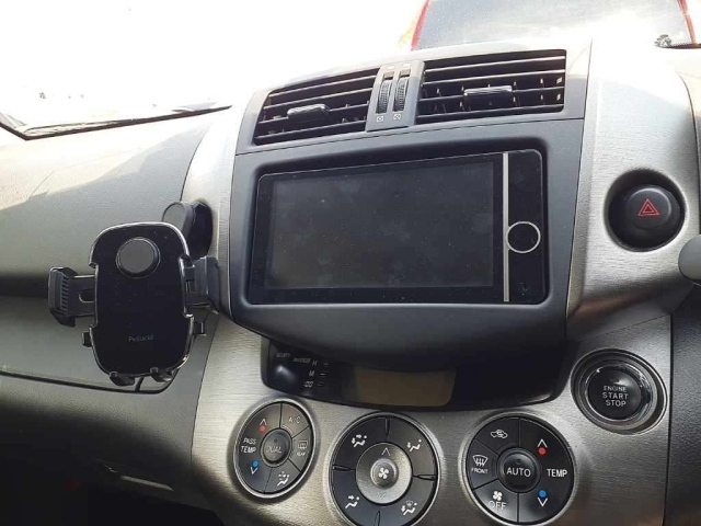 TOYOTA VANGUARD 2012
