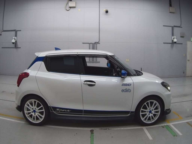 SUZUKI SWIFT 2018