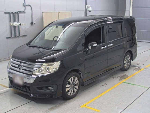 HONDA STEP WAGON 2012