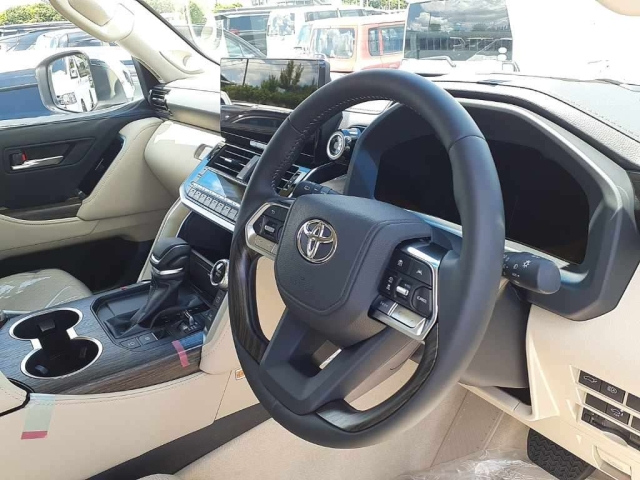 TOYOTA LAND CRUISER 2025