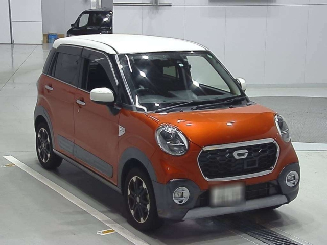 DAIHATSU CAST 2015