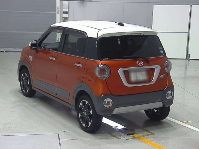 DAIHATSU CAST 2015