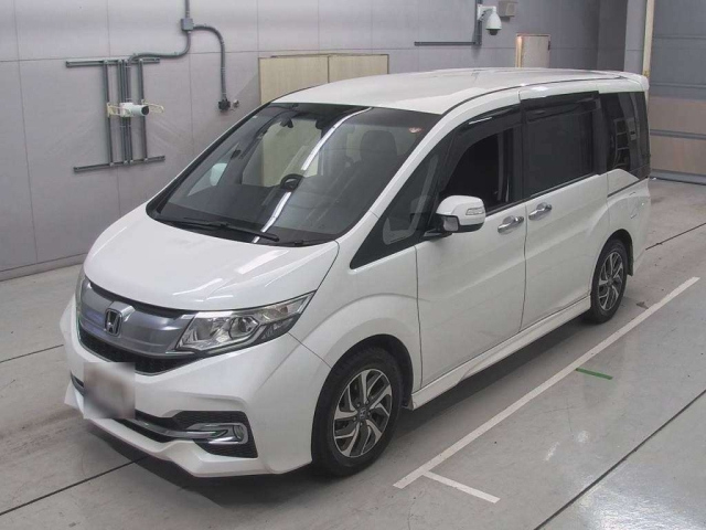 HONDA STEP WAGON 2015