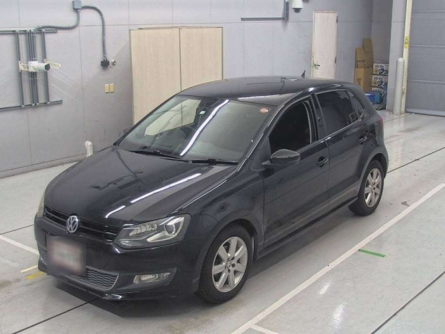 VOLKSWAGEN POLO 2012