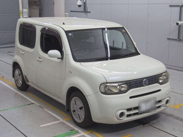 NISSAN CUBE 2010
