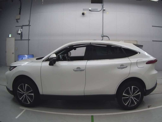 TOYOTA HARRIER 2021