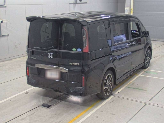 HONDA STEP WAGON 2016