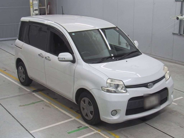 TOYOTA SIENTA 2012