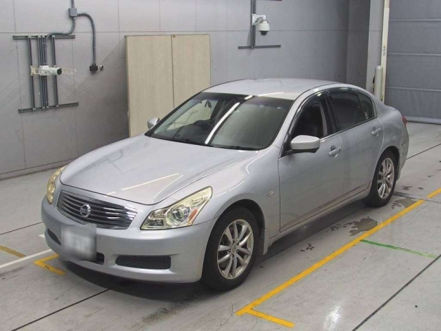 NISSAN SKYLINE 2009