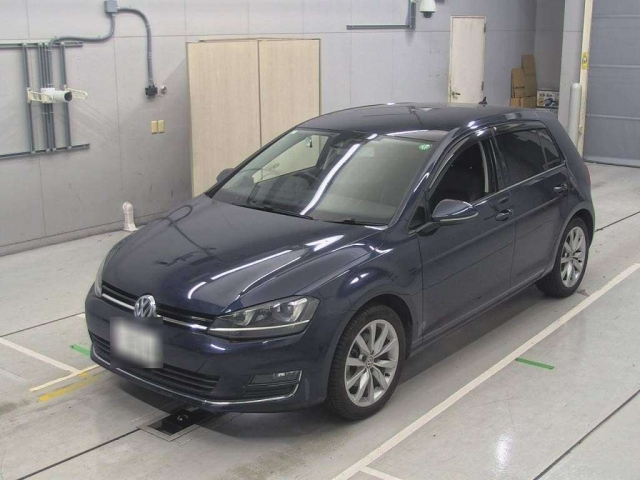 VOLKSWAGEN GOLF 2015